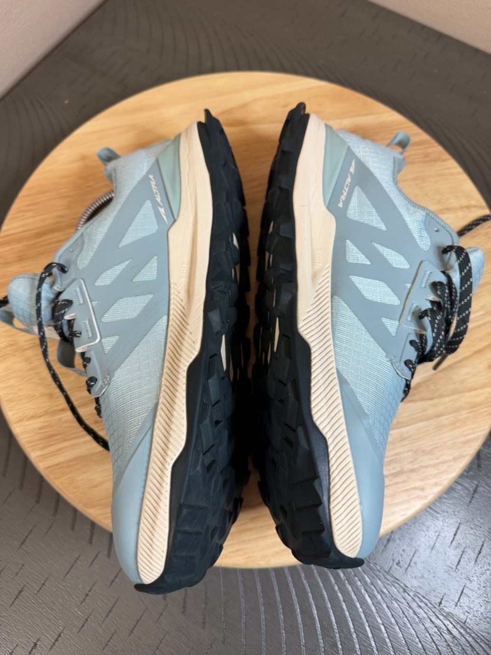Altra Women’s lone peak 8 running shoes - Picture 6 of 12